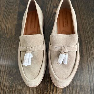 Women’s size 7.5 NWOT Lucky brand Tan Suede Loafers